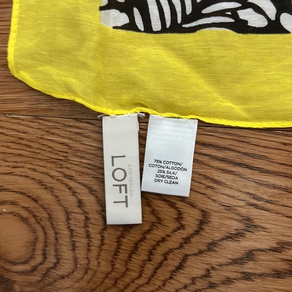 Cotton/Silk Blend Square Scarf - Picture 2 of 2